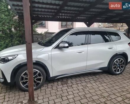 Белый БМВ iX1, объемом двигателя 0 л и пробегом 40 тыс. км за 29700 $, фото 23 на Automoto.ua