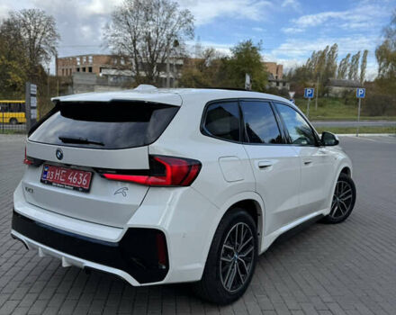 БМВ iX1 2024 в Ровно на Automoto.ua Белый БМВ iX1, объемом двигателя 0 л и пробегом 12 тыс. км за 36500 $, фото 9 на Automoto.ua