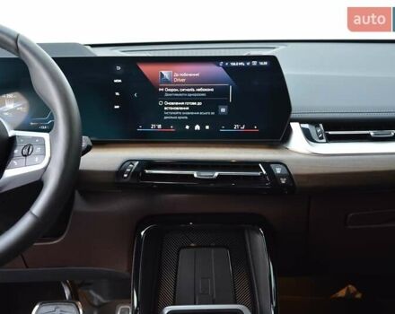 БМВ iX1 2025 в Киеве на Automoto.ua Белый БМВ iX1, объемом двигателя 0 л и пробегом 7 тыс. км за 55426 $, фото 6 на Automoto.ua