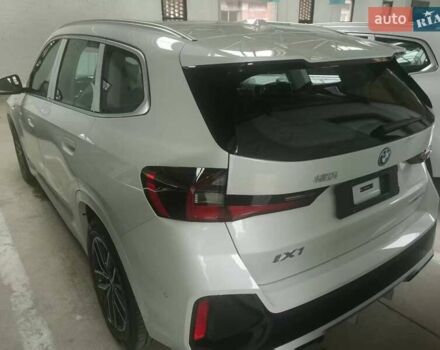 Белый БМВ iX1, объемом двигателя 0 л и пробегом 1 тыс. км за 30999 $, фото 3 на Automoto.ua