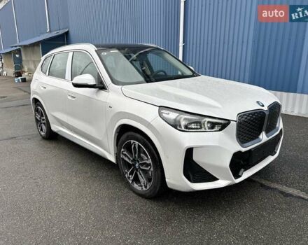 Білий БМВ iX1, об'ємом двигуна 0 л та пробігом 1 тис. км за 39000 $, фото 2 на Automoto.ua