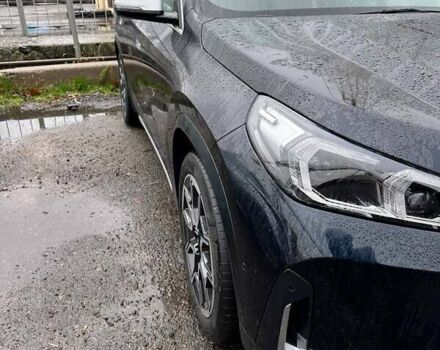 Черный БМВ iX1, объемом двигателя 0 л и пробегом 28 тыс. км за 28500 $, фото 1 на Automoto.ua