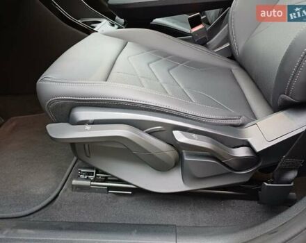 Чорний БМВ iX1, об'ємом двигуна 0 л та пробігом 7 тис. км за 38900 $, фото 13 на Automoto.ua