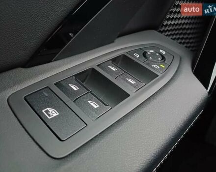 Чорний БМВ iX1, об'ємом двигуна 0 л та пробігом 7 тис. км за 38900 $, фото 40 на Automoto.ua