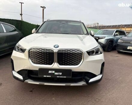 БМВ iX1, объемом двигателя 0 л и пробегом 19 тыс. км за 29000 $, фото 1 на Automoto.ua