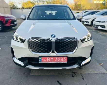 БМВ iX1, об'ємом двигуна 0 л та пробігом 4 тис. км за 34999 $, фото 1 на Automoto.ua