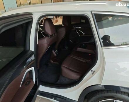 БМВ iX1, об'ємом двигуна 0 л та пробігом 25 тис. км за 25000 $, фото 4 на Automoto.ua