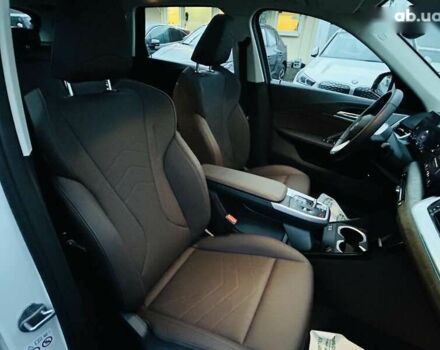 БМВ iX1, об'ємом двигуна 0 л та пробігом 4 тис. км за 34999 $, фото 29 на Automoto.ua