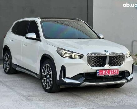 БМВ iX1 2023 в Киеве на Automoto.ua БМВ iX1, объемом двигателя 0 л и пробегом 17 тыс. км за 30500 $, фото 2 на Automoto.ua