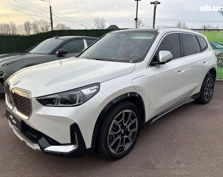 БМВ iX1, объемом двигателя 0 л и пробегом 19 тыс. км за 29000 $, фото 4 на Automoto.ua