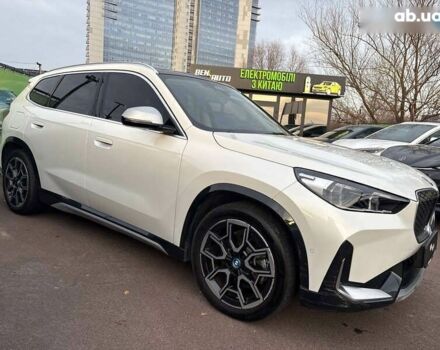 БМВ iX1, объемом двигателя 0 л и пробегом 19 тыс. км за 29000 $, фото 11 на Automoto.ua