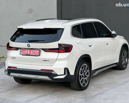 БМВ iX1 2023 в Киеве на Automoto.ua БМВ iX1, объемом двигателя 0 л и пробегом 17 тыс. км за 30500 $, фото 3 на Automoto.ua