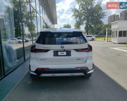 БМВ iX1, объемом двигателя 0 л и пробегом 19 тыс. км за 26000 $, фото 4 на Automoto.ua