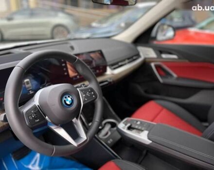 БМВ iX1, объемом двигателя 0 л и пробегом 1 тыс. км за 35499 $, фото 25 на Automoto.ua