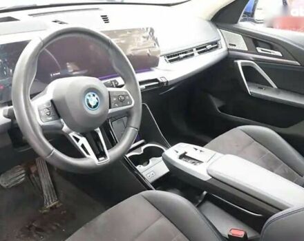 БМВ iX1, объемом двигателя 0 л и пробегом 5 тыс. км за 26500 $, фото 6 на Automoto.ua