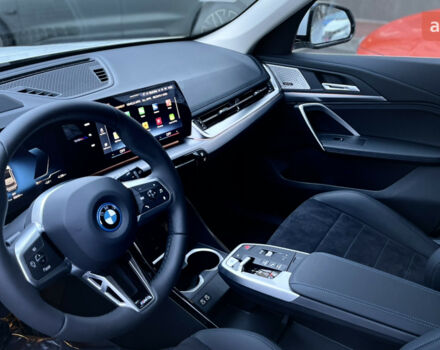 купити нове авто БМВ iX1 2024 року від офіційного дилера Будпостач  БМВ фото