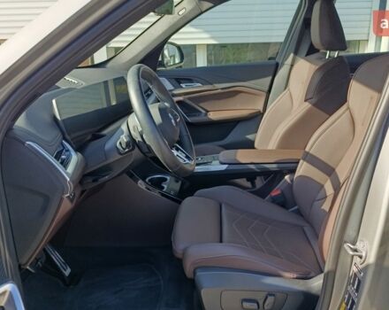 БМВ iX1, объемом двигателя 0 л и пробегом 0 тыс. км за 56111 $, фото 18 на Automoto.ua
