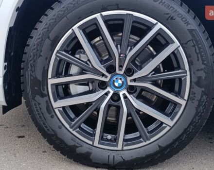 БМВ iX1, объемом двигателя 0 л и пробегом 0 тыс. км за 50206 $, фото 9 на Automoto.ua