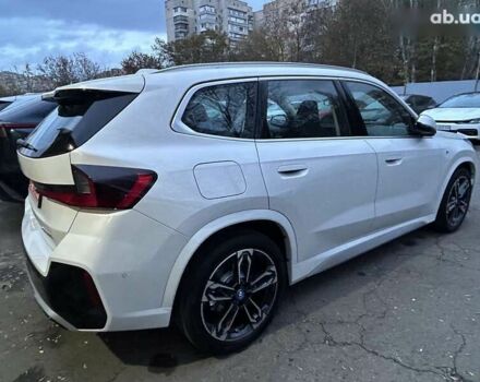 БМВ iX1, объемом двигателя 0 л и пробегом 2 тыс. км за 33999 $, фото 15 на Automoto.ua