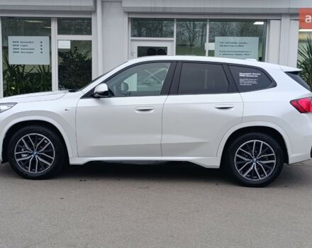 БМВ iX1, объемом двигателя 0 л и пробегом 0 тыс. км за 50206 $, фото 6 на Automoto.ua