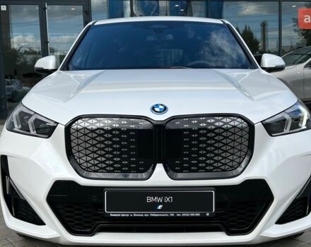 БМВ iX1, объемом двигателя 0 л и пробегом 0 тыс. км за 58506 $, фото 2 на Automoto.ua