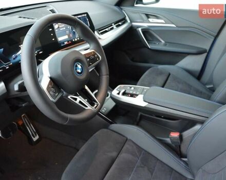 БМВ iX1, объемом двигателя 0 л и пробегом 1 тыс. км за 44643 $, фото 4 на Automoto.ua