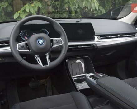 купить новое авто БМВ iX1 2025 года от официального дилера E-MOTION CARS БМВ фото