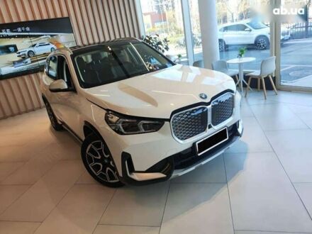 БМВ iX1 2024 у Києві на Automoto.ua БМВ iX1, об'ємом двигуна 0 л та пробігом 5 тис. км за 28000 $, фото 1 на Automoto.ua