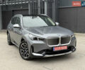 Серый БМВ iX1, объемом двигателя 0 л и пробегом 17 тыс. км за 35000 $, фото 1 на Automoto.ua