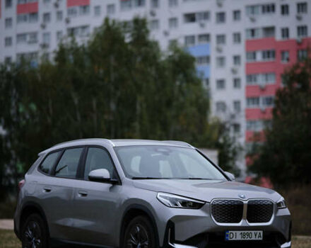 Серый БМВ iX1, объемом двигателя 0 л и пробегом 30 тыс. км за 29999 $, фото 1 на Automoto.ua