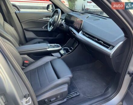 Серый БМВ iX1, объемом двигателя 0 л и пробегом 26 тыс. км за 45000 $, фото 24 на Automoto.ua