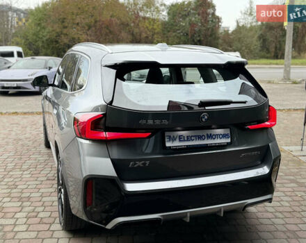 Серый БМВ iX1, объемом двигателя 0 л и пробегом 10 тыс. км за 32900 $, фото 8 на Automoto.ua
