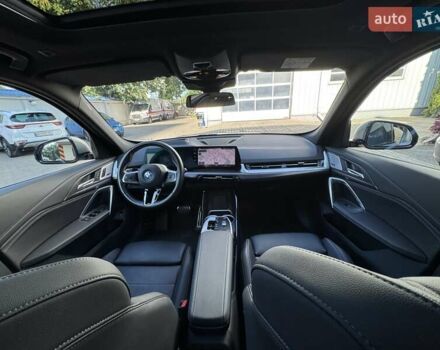 Серый БМВ iX1, объемом двигателя 0 л и пробегом 26 тыс. км за 45000 $, фото 14 на Automoto.ua