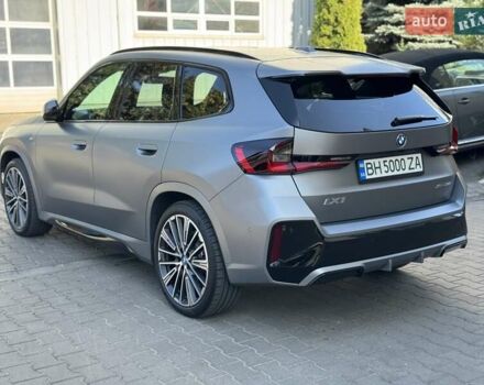 Серый БМВ iX1, объемом двигателя 0 л и пробегом 26 тыс. км за 45000 $, фото 5 на Automoto.ua