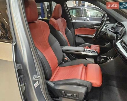 БМВ iX1 2023 в Киеве на Automoto.ua Серый БМВ iX1, объемом двигателя 0 л и пробегом 48 тыс. км за 29500 $, фото 23 на Automoto.ua