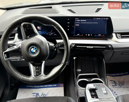 Серый БМВ iX1, объемом двигателя 0 л и пробегом 10 тыс. км за 32900 $, фото 19 на Automoto.ua