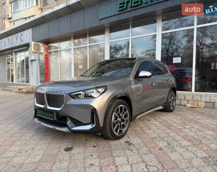 Серый БМВ iX1, объемом двигателя 0 л и пробегом 3 тыс. км за 33999 $, фото 7 на Automoto.ua