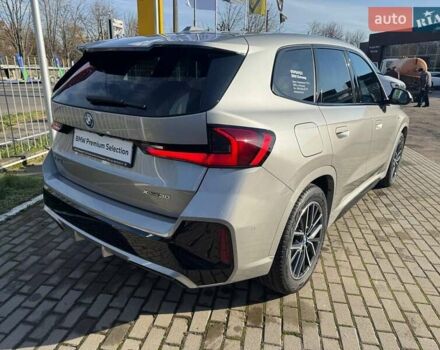 БМВ iX1 2024 в Житомире на Automoto.ua Серый БМВ iX1, объемом двигателя 0 л и пробегом 8 тыс. км за 52031 $, фото 5 на Automoto.ua