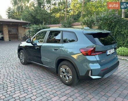 Серый БМВ iX1, объемом двигателя 0 л и пробегом 12 тыс. км за 25500 $, фото 7 на Automoto.ua