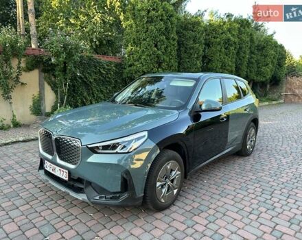 Серый БМВ iX1, объемом двигателя 0 л и пробегом 12 тыс. км за 25500 $, фото 4 на Automoto.ua