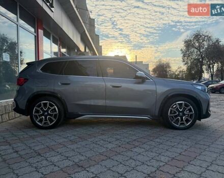 Серый БМВ iX1, объемом двигателя 0 л и пробегом 3 тыс. км за 33999 $, фото 15 на Automoto.ua