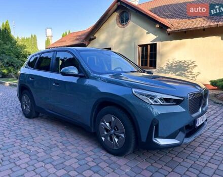 Серый БМВ iX1, объемом двигателя 0 л и пробегом 12 тыс. км за 25500 $, фото 2 на Automoto.ua