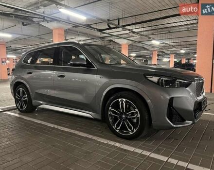 Серый БМВ iX1, объемом двигателя 0 л и пробегом 6 тыс. км за 33200 $, фото 3 на Automoto.ua