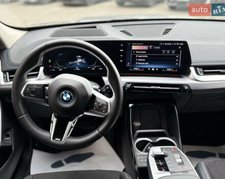 Сірий БМВ iX1, об'ємом двигуна 0 л та пробігом 17 тис. км за 33400 $, фото 13 на Automoto.ua