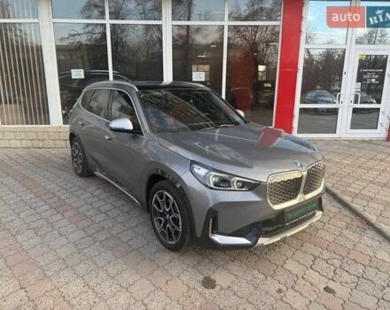 Серый БМВ iX1, объемом двигателя 0 л и пробегом 3 тыс. км за 33999 $, фото 1 на Automoto.ua