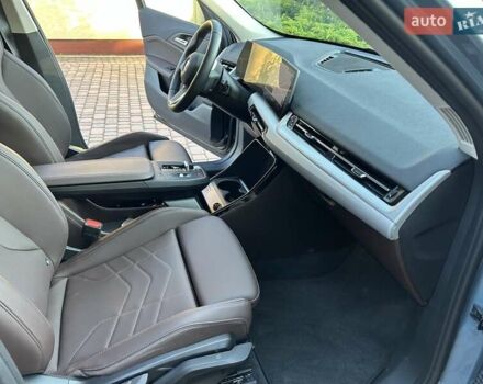 Серый БМВ iX1, объемом двигателя 0 л и пробегом 12 тыс. км за 25500 $, фото 23 на Automoto.ua