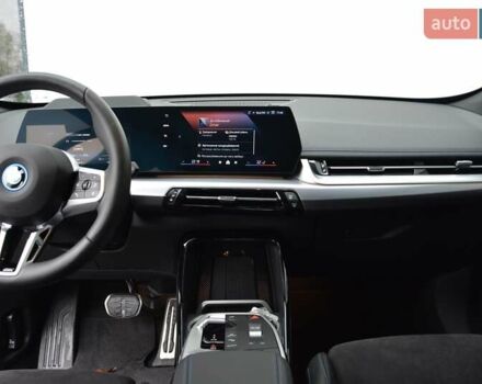 Сірий БМВ iX1, об'ємом двигуна 0 л та пробігом 4 тис. км за 54027 $, фото 5 на Automoto.ua