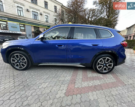 Синий БМВ iX1, объемом двигателя 0 л и пробегом 6 тыс. км за 31500 $, фото 6 на Automoto.ua
