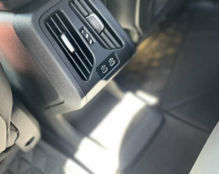 Синій БМВ iX1, об'ємом двигуна 0 л та пробігом 11 тис. км за 48500 $, фото 14 на Automoto.ua