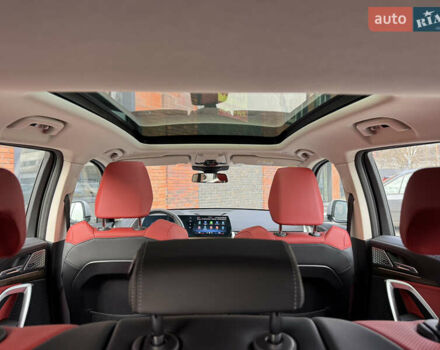 Синій БМВ iX1, об'ємом двигуна 0 л та пробігом 2 тис. км за 35000 $, фото 14 на Automoto.ua